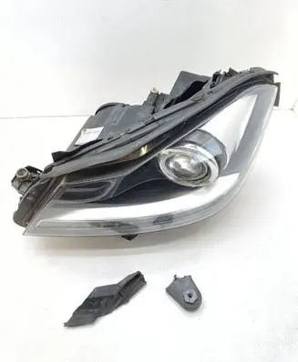 Mercedes-Benz C W204 Headlight/headlamp A2048203539