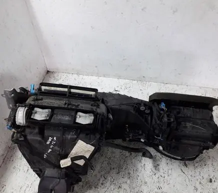 Volkswagen Jetta V Electric cabin heater radiator 983151FN