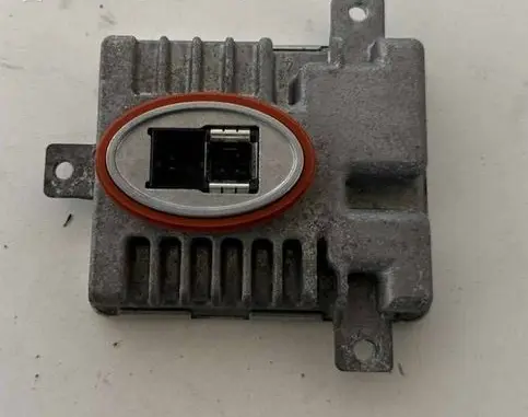 BMW 3 E90 E91 Headlight ballast module Xenon 7237647 W003T20071