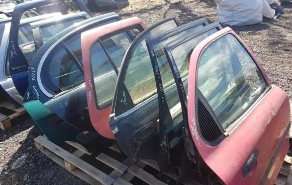 Mazda Xedos 9 Rear door