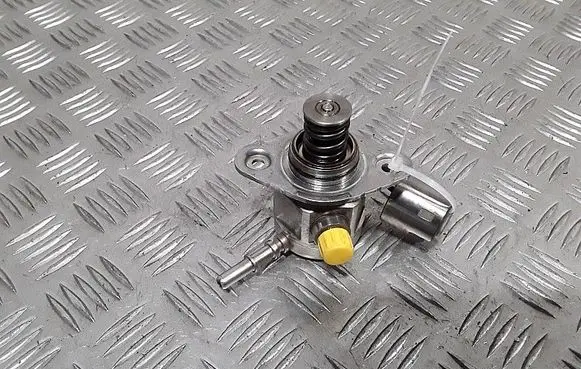 Hyundai i30 Fuel injection high pressure pump 3532003AC0