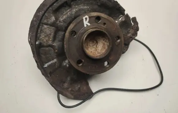 Mercedes-Benz B W246 W242 Rear wheel hub A2463503641