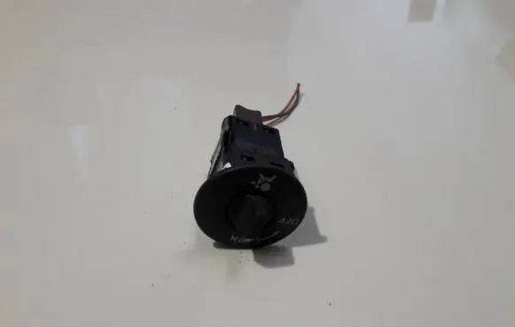 Renault Espace - Grand espace IV Passenger airbag on/off switch 8200169589a