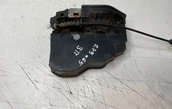 BMW 7 E65 E66 Rear door lock 7036172