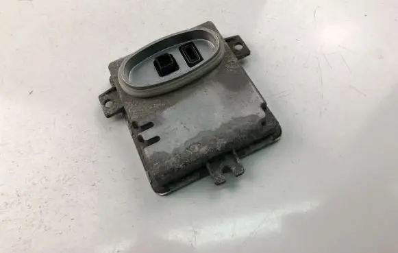BMW 3 E90 E91 Xenon control unit/module 6261110499