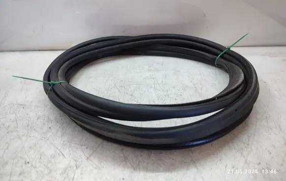 Mini Cooper Countryman R60 Trunk rubber seal (body) 