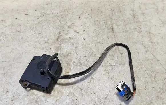 Nissan Primastar Air flap motor/actuator 161072