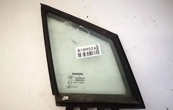 Toyota Corolla Verso AR10 Front door vent window glass four-door 682150F010