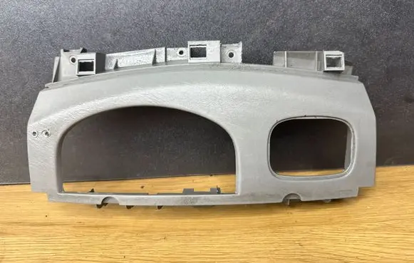 Opel Vivaro Dashboard center trim panel 91165788
