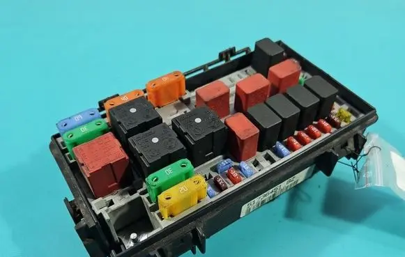 Fiat Grande Punto Fuse box set 51736451 IMPRK1548488