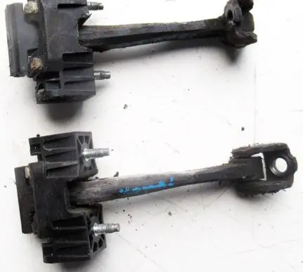 Opel Astra H Rear door check strap stopper 