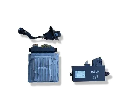 BMW 3 E90 E91 Engine ECU kit and lock set 5WK93729 7599881
