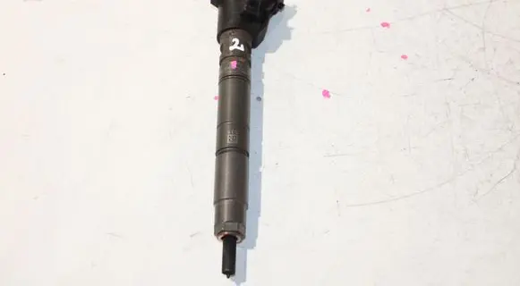 Volvo V70 Fuel injector 31303238 0445116046