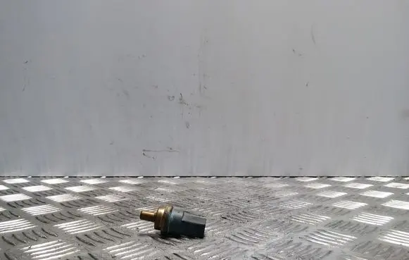 Coolant temperature sensor