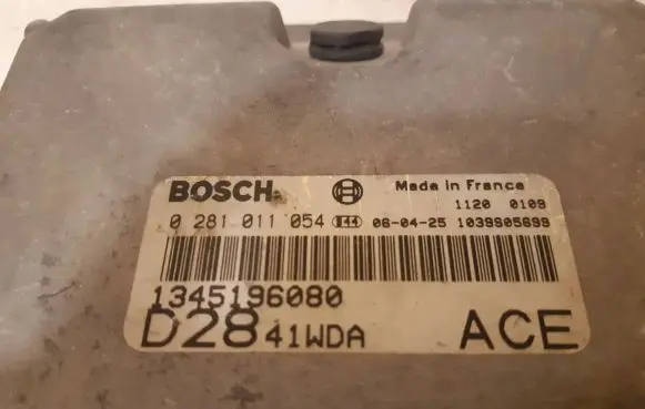 Peugeot Boxer Engine control unit/module 1345196080 1039S05699 0281011054