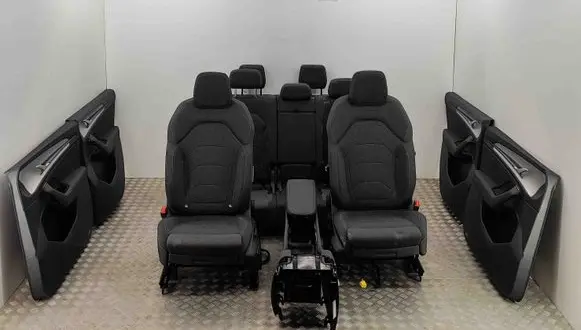 Skoda Kodiaq II Interior set 5Q4881105AJ 5Q4881106AJ