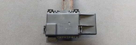 Skoda Octavia Mk1 (1U) Fuse module 1J0937549C