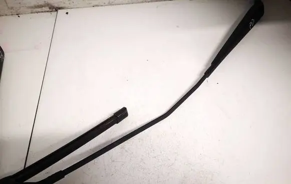 Volkswagen Caddy Front wiper blade arm 2k1955410b