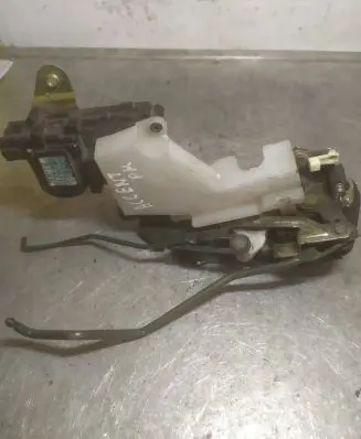 Hyundai Accent Front door lock 9574825000