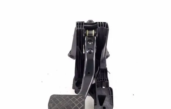 Volkswagen PASSAT B9 Brake pedal 3WA723058