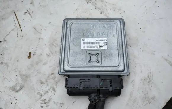 Volkswagen Caddy Engine control unit/module 03L906023PB