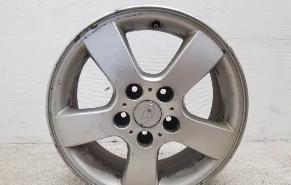 R16 alloy rim