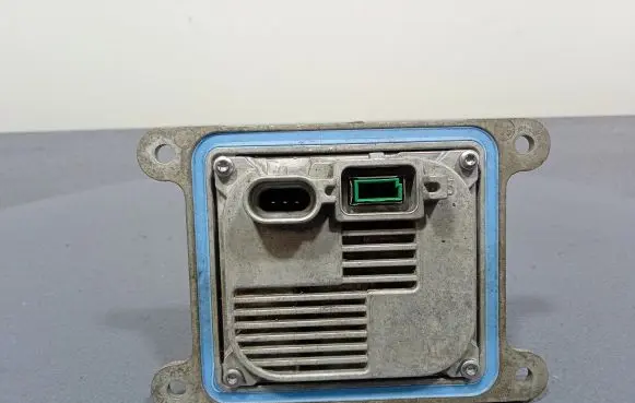 KIA Optima Voltage converter/converter module 95760D4100