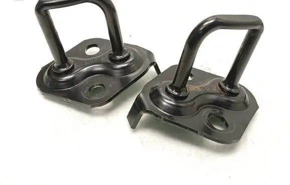 Volvo XC60 Front door lock loop/hook striker 30734418