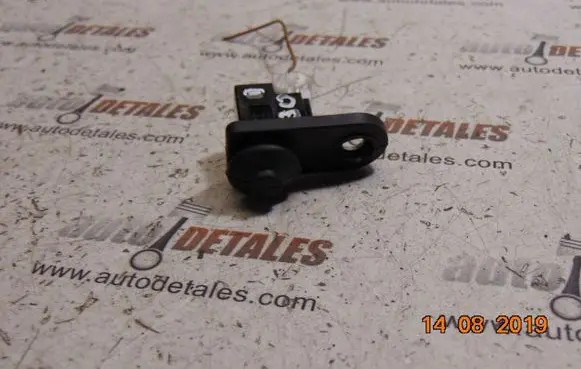 Hyundai i30 Rear door sensor 935601M500