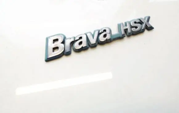 Manufacturer badge logo/emblem
