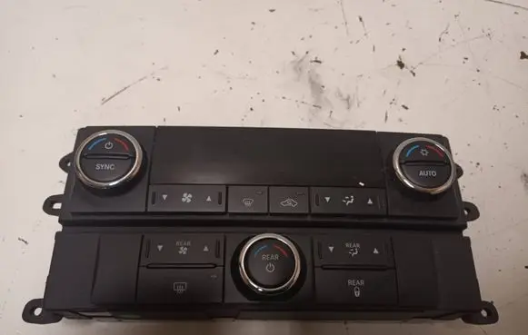 Dodge Journey Climate control unit P55111898AG 057000241