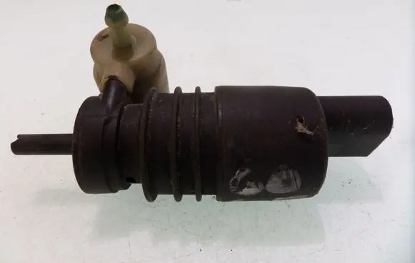 Volkswagen Golf IV Window washer relay 