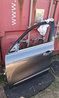 Renault Arkana Front door