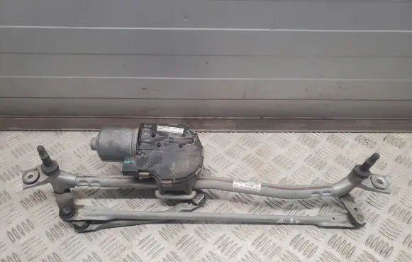 Audi A8 S8 D4 4H Front wiper linkage and motor 4H1955023E 4H1955119C