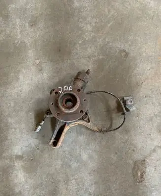 Peugeot 3008 I Front wheel hub 