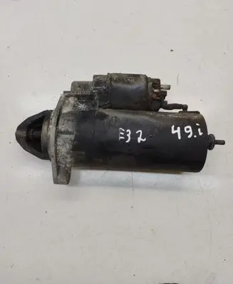 BMW 7 E32 Starter motor 1005821532 0001110072