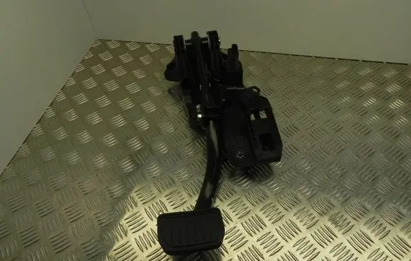 Brake pedal