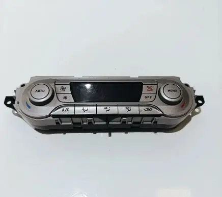 Ford Focus Climate control unit 7M5T18C612CE W6PB29034