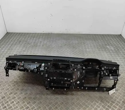 Skoda Enyaq iV Dashboard 5LC857007D