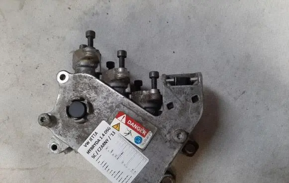 Volkswagen Jetta VI Injection control unit/module 5C0901109C
