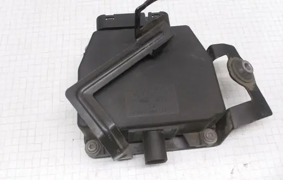 Skoda Octavia Mk2 (1Z) Turbo solenoid valve 1K0906279B