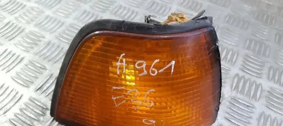 BMW 3 E36 Front indicator light 183271B 18-3271B