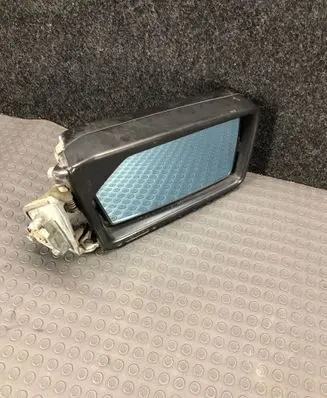 Front door electric wing mirror