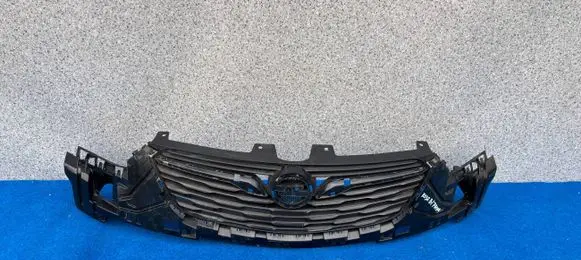 Opel Crossland X Front grill 39097382