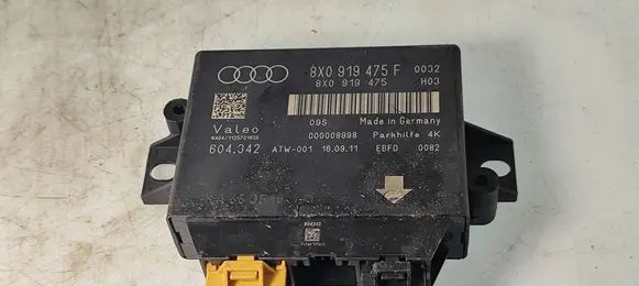 Audi A1 Parking PDC control unit/module 8X0919475F 8X0919475