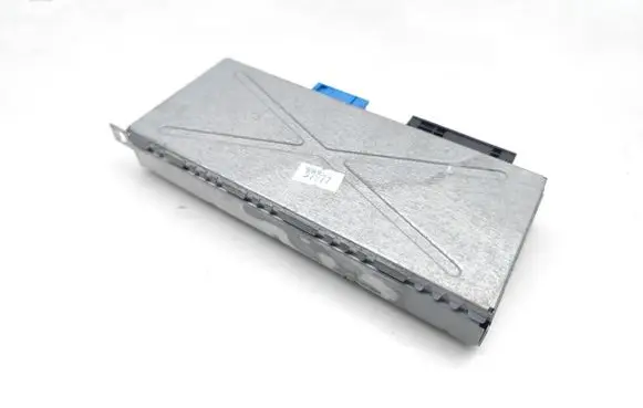 BMW 5 F10 F11 Gateway control module 9213187