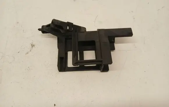 BMW 7 F01 F02 F03 F04 Radiator mount bracket 7576829 17107576829