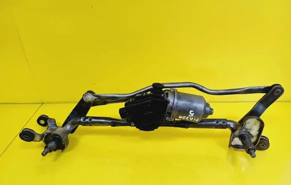 Mazda 5 Front wiper linkage and motor 159300-0600