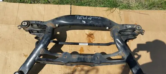 Volkswagen Tiguan Rear beam 5QN505235A