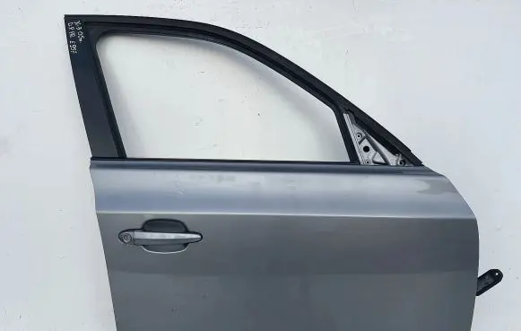 BMW X3 E83 Front door